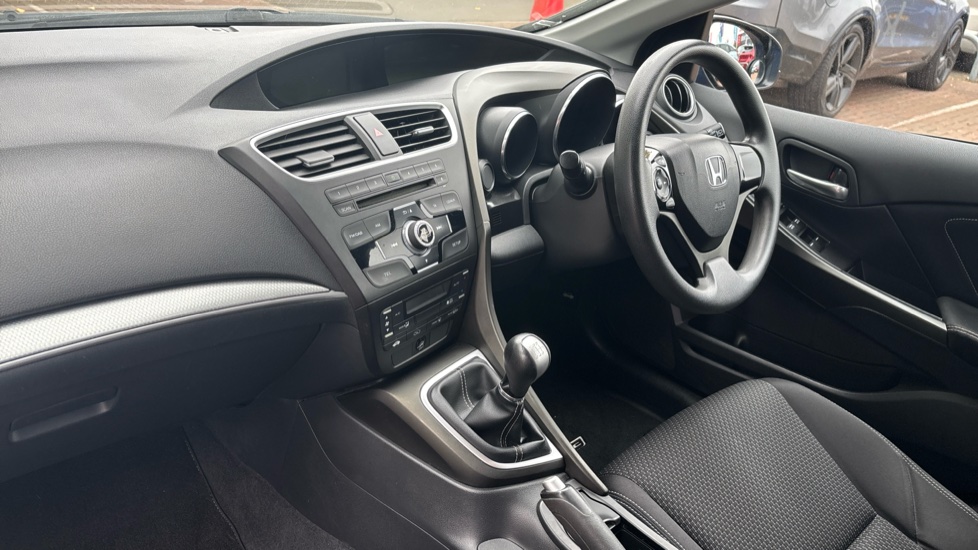Honda Civic 1.4 i-VTEC S 5dr Petrol Hatchback - Image 9
