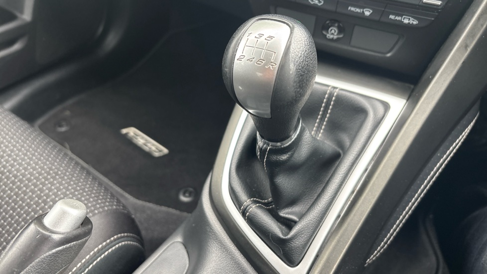 Honda Civic 1.4 i-VTEC S 5dr Petrol Hatchback - Image 13