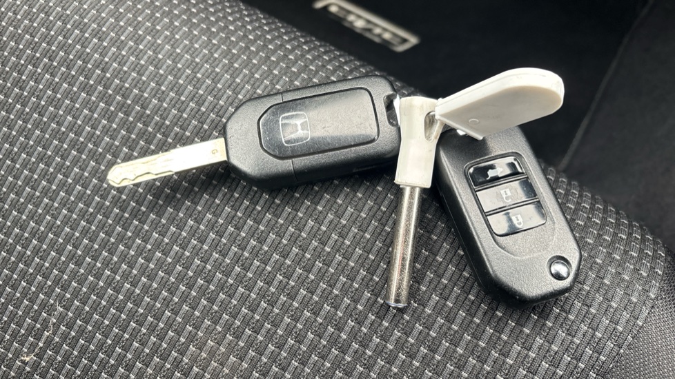 Honda Civic 1.4 i-VTEC S 5dr Petrol Hatchback - Image 20