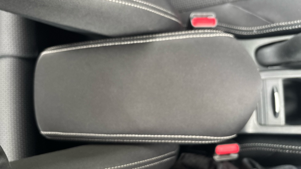 Honda Civic 1.4 i-VTEC S 5dr Petrol Hatchback - Image 25
