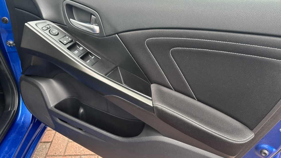 Honda Civic 1.4 i-VTEC S 5dr Petrol Hatchback - Image 34