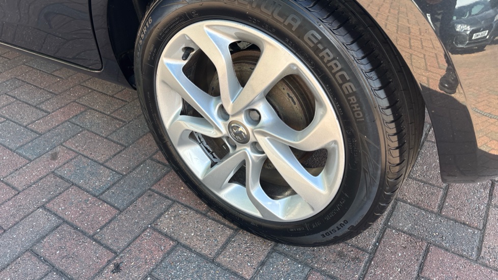 Vauxhall Corsa 1.4 ecoFLEX Energy 5dr [AC] Petrol Hatchback - Image 39