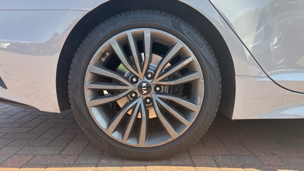 Kia Stinger 2.2 CRDi GT-Line S 5dr Auto Diesel Hatchback - Image 7
