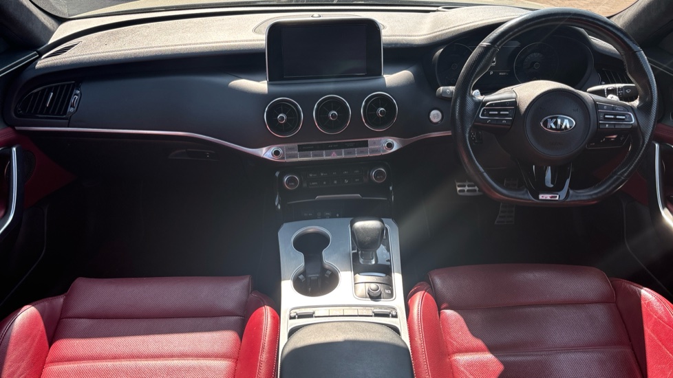 Kia Stinger 2.2 CRDi GT-Line S 5dr Auto Diesel Hatchback - Image 10