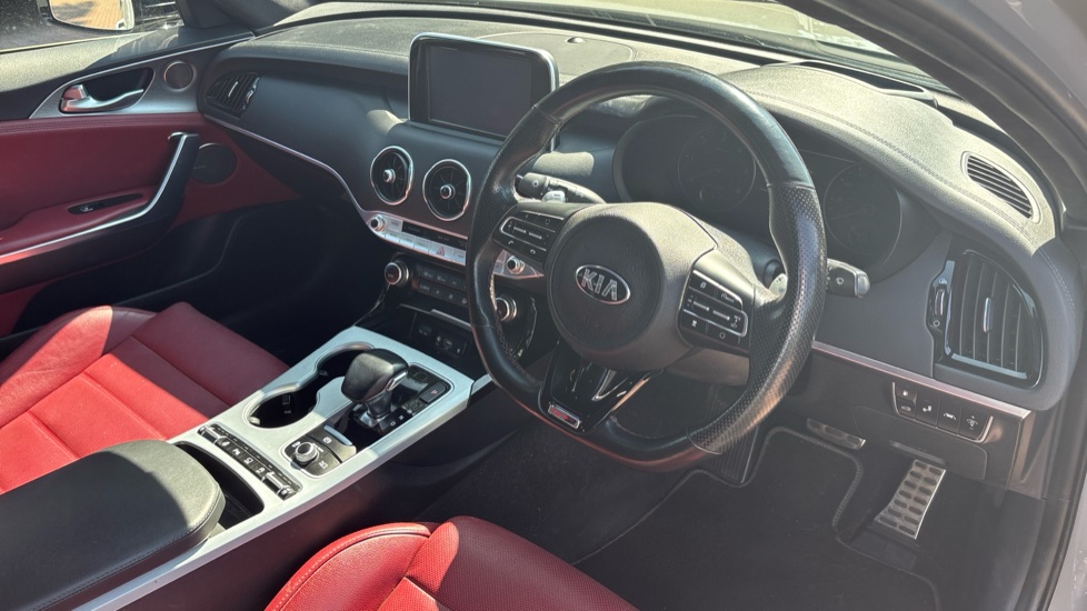 Kia Stinger 2.2 CRDi GT-Line S 5dr Auto Diesel Hatchback - Image 11