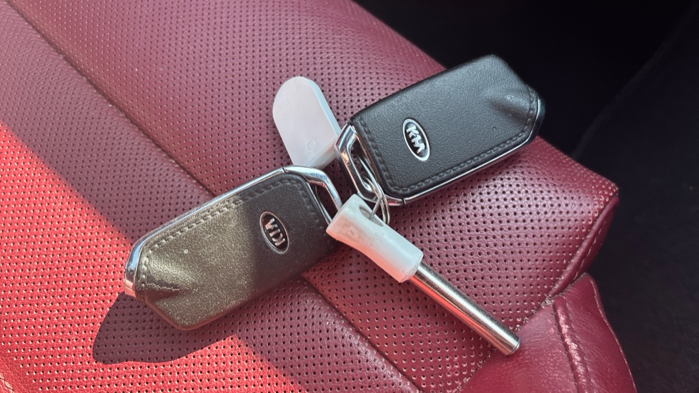 Kia Stinger 2.2 CRDi GT-Line S 5dr Auto Diesel Hatchback - Image 20