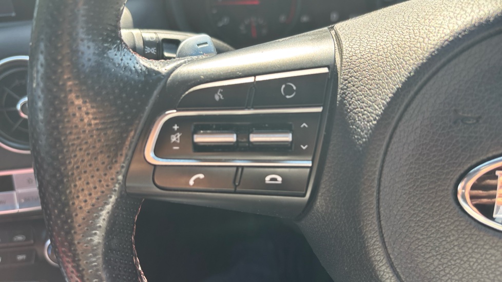 Kia Stinger 2.2 CRDi GT-Line S 5dr Auto Diesel Hatchback - Image 33