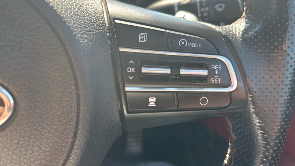 Kia Stinger 2.2 CRDi GT-Line S 5dr Auto Diesel Hatchback - Image 35