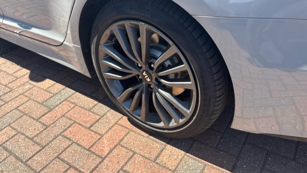 Kia Stinger 2.2 CRDi GT-Line S 5dr Auto Diesel Hatchback - Image 47