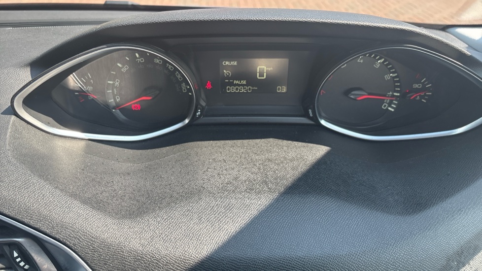 Peugeot 308 1.2 PureTech 130 Sportium 5dr Petrol Hatchback - Image 18