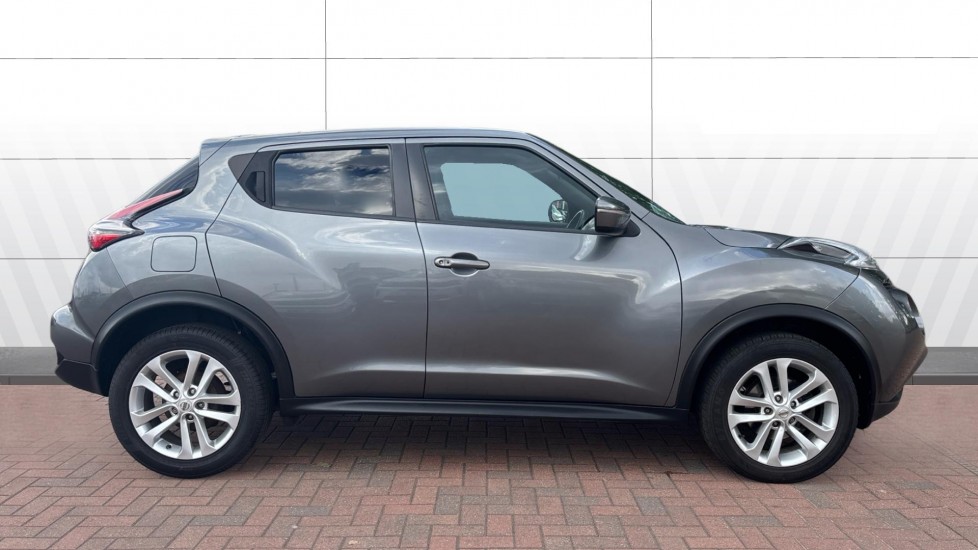 Nissan Juke 1.2 DiG-T N-Connecta 5dr Petrol Hatchback - Image 5