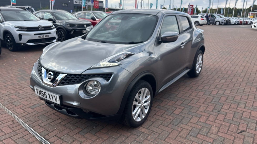 Nissan Juke 1.2 DiG-T N-Connecta 5dr Petrol Hatchback - Image 36