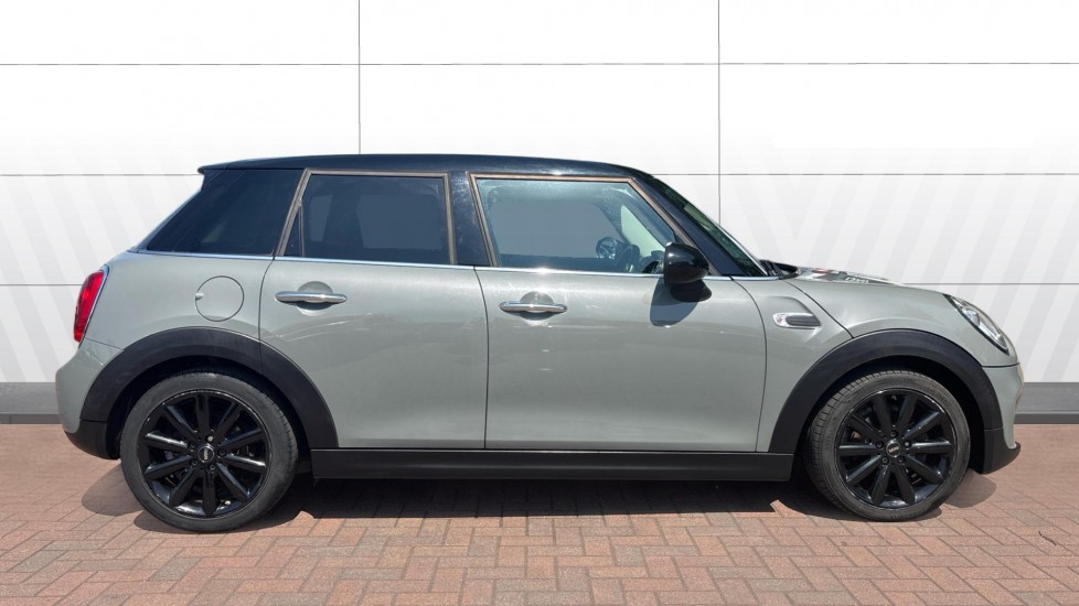 MINI Hatchback 1.5 Cooper D 5dr Diesel Hatchback - Image 5