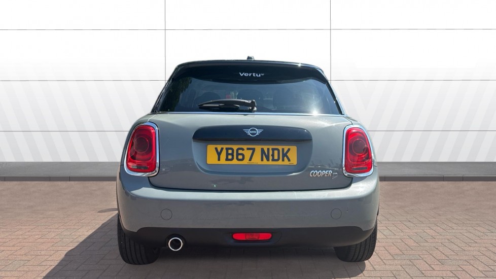 MINI Hatchback 1.5 Cooper D 5dr Diesel Hatchback - Image 6