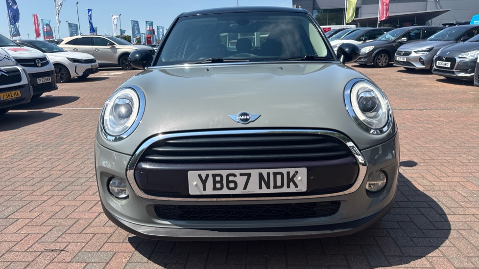 MINI Hatchback 1.5 Cooper D 5dr Diesel Hatchback - Image 40