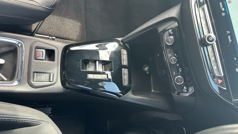 Vauxhall Corsa 100kW Ultimate 50kWh 5dr Auto [11kWCh] Electric Hatchback - Image 25