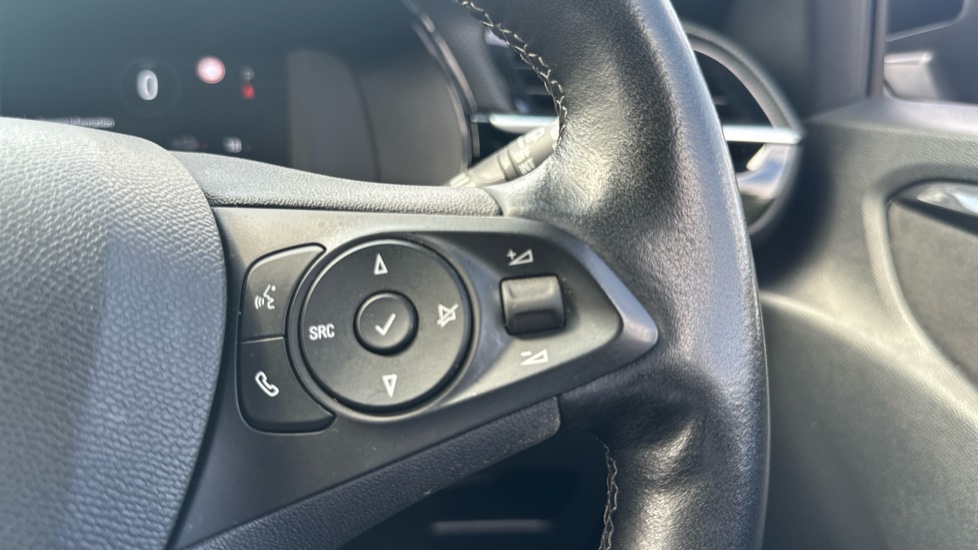 Vauxhall Corsa 100kW Ultimate 50kWh 5dr Auto [11kWCh] Electric Hatchback - Image 27