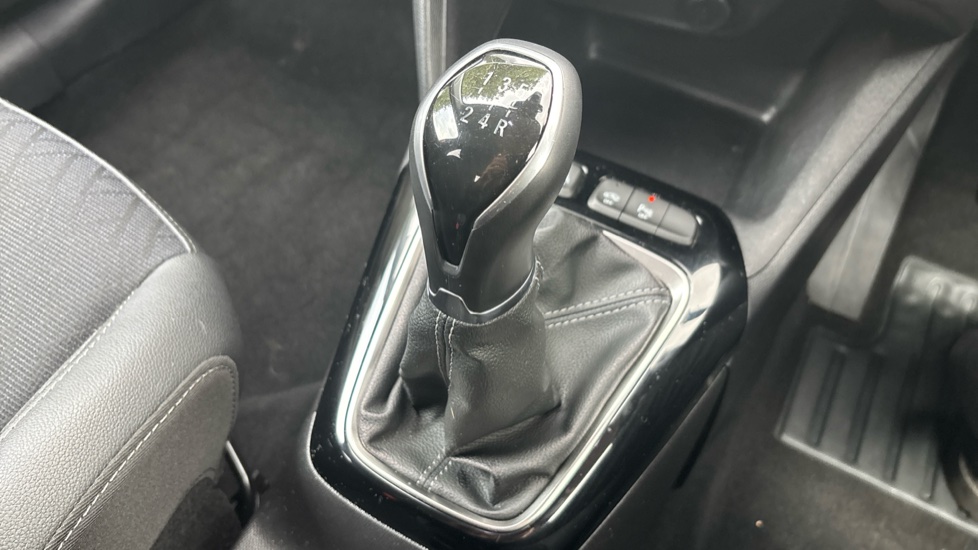 Vauxhall Corsa 1.2 Elite Edition 5dr Petrol Hatchback - Image 13