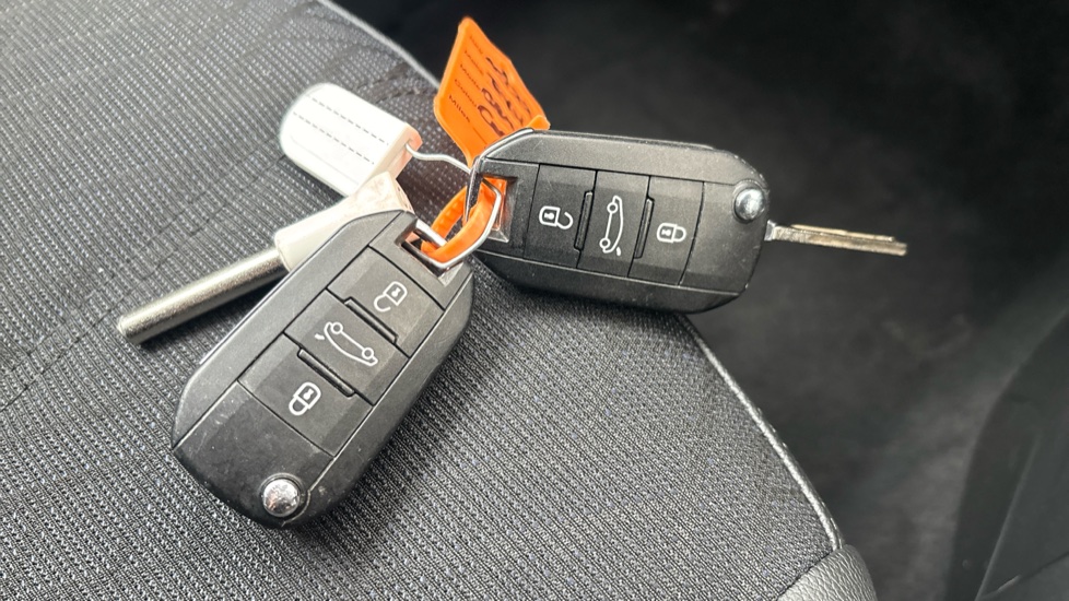 Vauxhall Corsa 1.2 Elite Edition 5dr Petrol Hatchback - Image 20