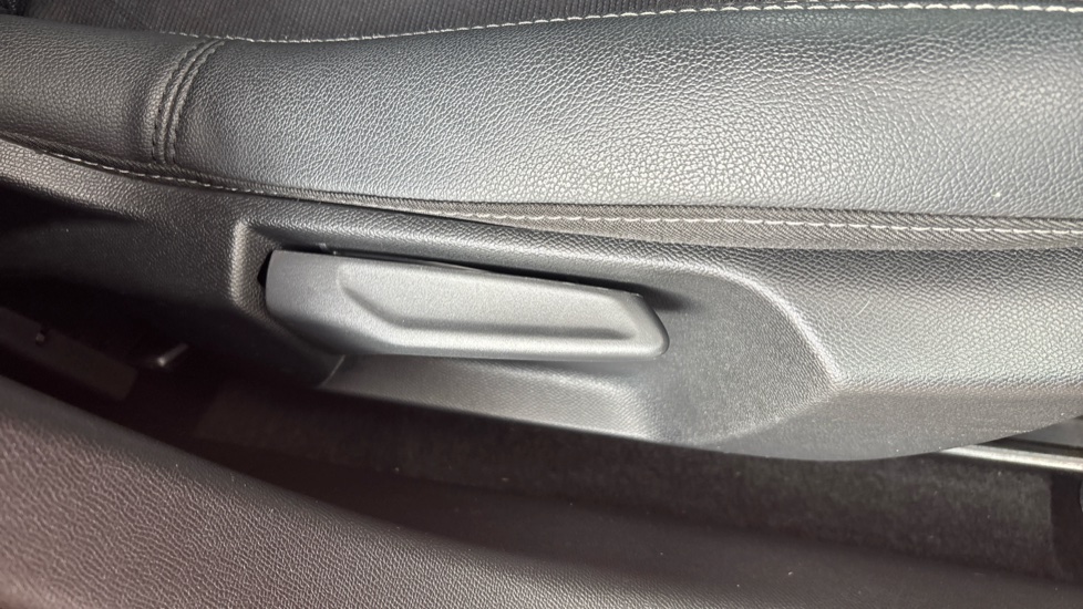 Vauxhall Corsa 1.2 Elite Edition 5dr Petrol Hatchback - Image 37