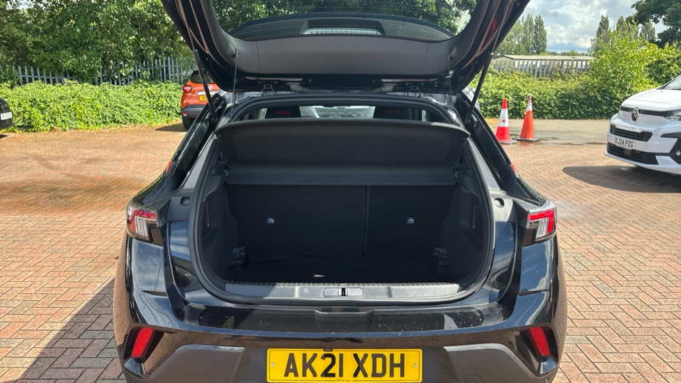 Vauxhall Mokka 1.2 Turbo 100 SRi 5dr Petrol Hatchback - Image 4