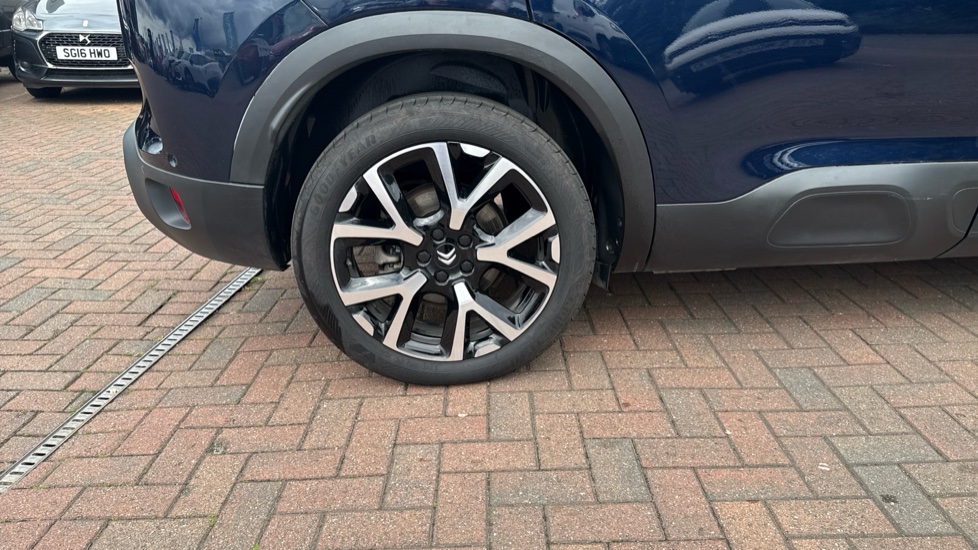 Citroen C5 Aircross 1.5 BlueHDi C-Series Edition 5dr EAT8 Diesel Hatchback - Image 28