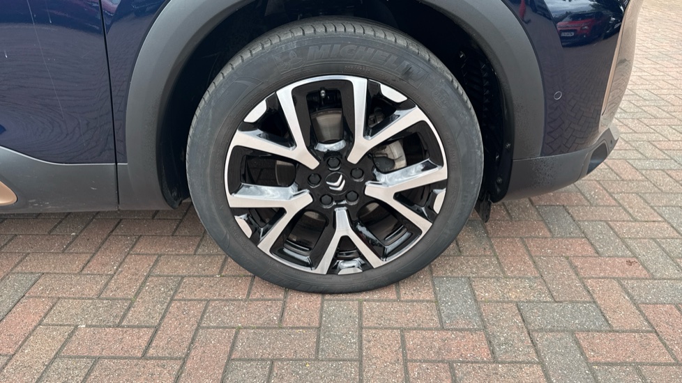 Citroen C5 Aircross 1.5 BlueHDi C-Series Edition 5dr EAT8 Diesel Hatchback - Image 29