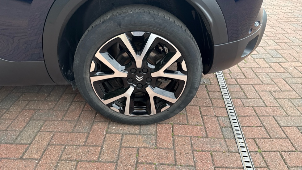 Citroen C5 Aircross 1.5 BlueHDi C-Series Edition 5dr EAT8 Diesel Hatchback - Image 31