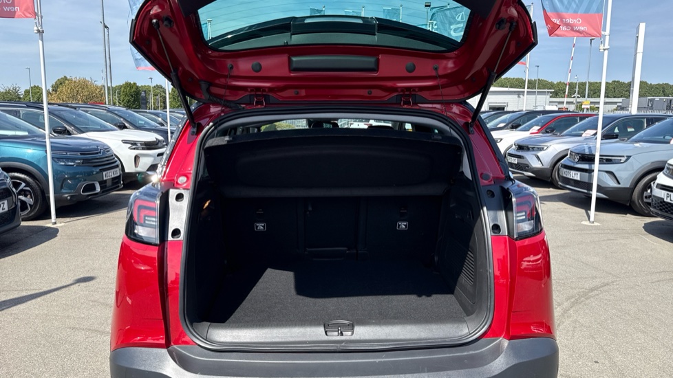 Vauxhall Crossland 1.2 Turbo Ultimate 5dr Petrol Hatchback - Image 4