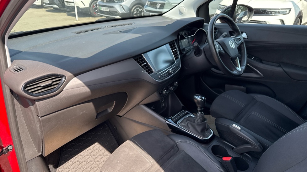 Vauxhall Crossland 1.2 Turbo Ultimate 5dr Petrol Hatchback - Image 9