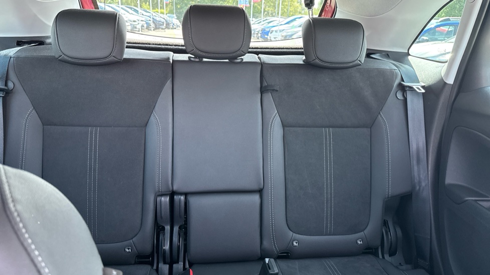 Vauxhall Crossland 1.2 Turbo Ultimate 5dr Petrol Hatchback - Image 15