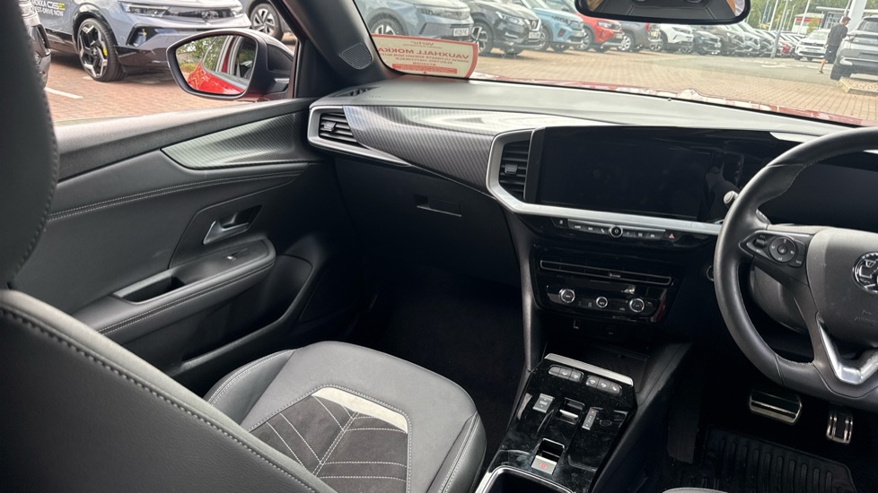 Vauxhall Mokka 100kW Ultimate 50kWh 5dr Auto Electric Hatchback - Image 14