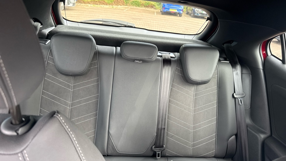 Vauxhall Mokka 100kW Ultimate 50kWh 5dr Auto Electric Hatchback - Image 15
