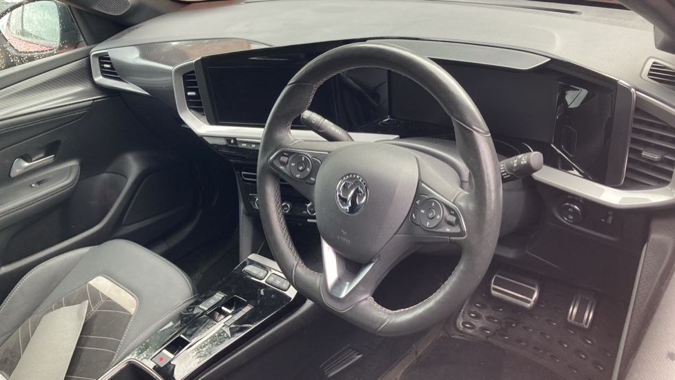 Vauxhall Mokka 100kW Ultimate 50kWh 5dr Auto Electric Hatchback - Image 11