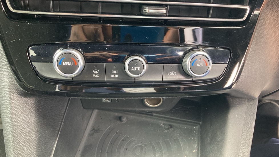 Vauxhall Mokka 100kW Ultimate 50kWh 5dr Auto Electric Hatchback - Image 26