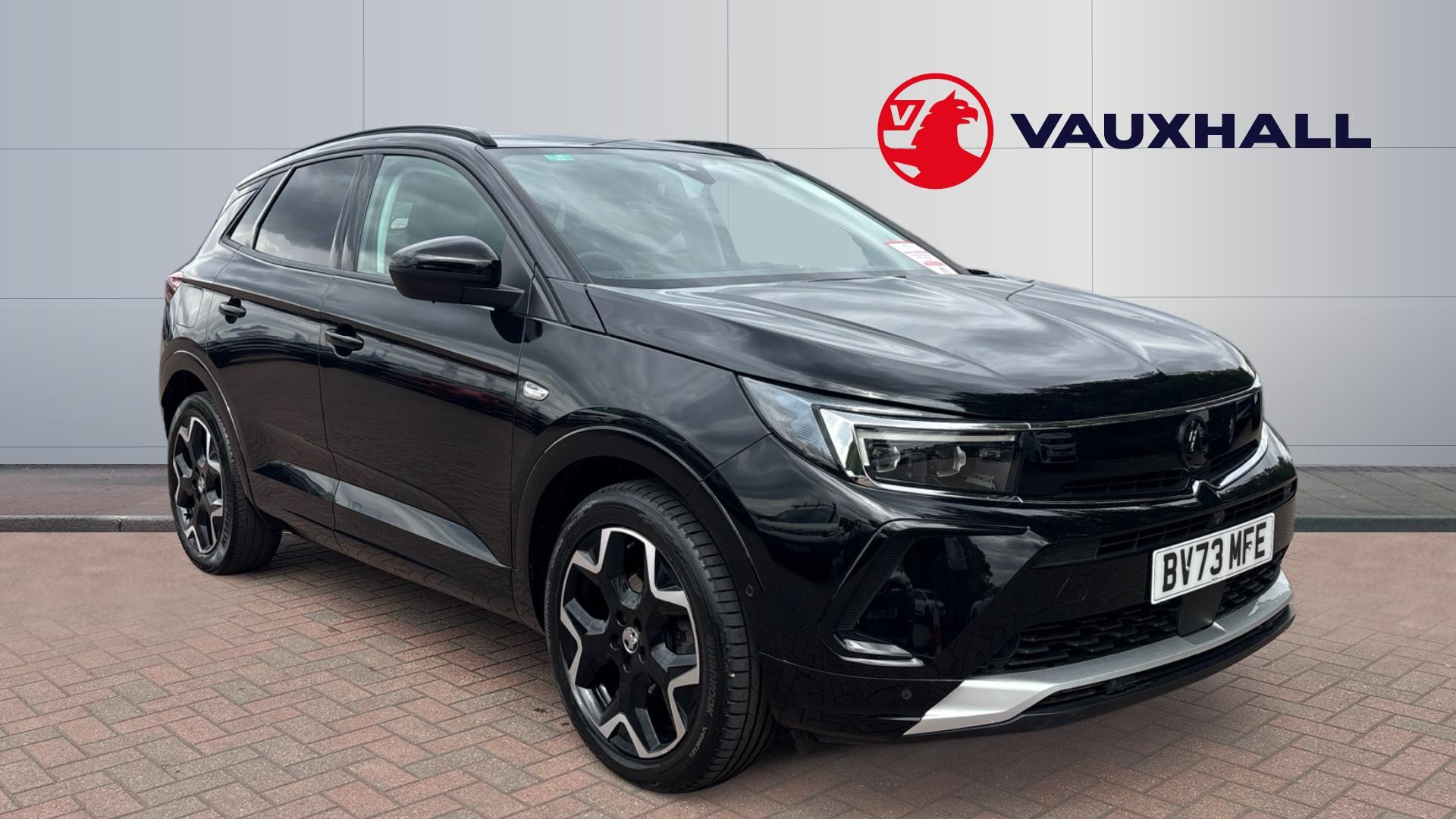 Vauxhall Grandland listing photo