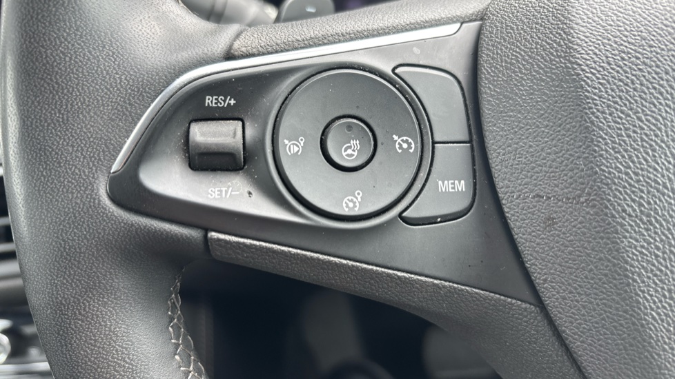 Vauxhall Grandland 1.2 Turbo Ultimate 5dr Auto Petrol Hatchback - Image 34