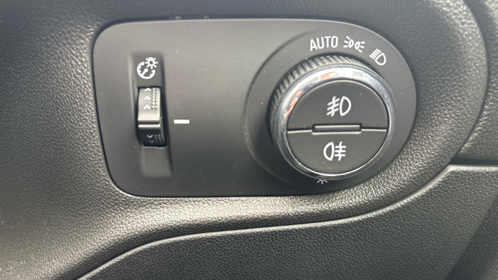 Vauxhall Grandland 1.2 Turbo Ultimate 5dr Auto Petrol Hatchback - Image 38