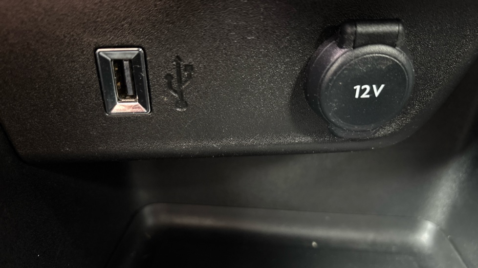 Vauxhall Mokka 1.2 Turbo 100 GS  5dr Petrol Hatchback - Image 30