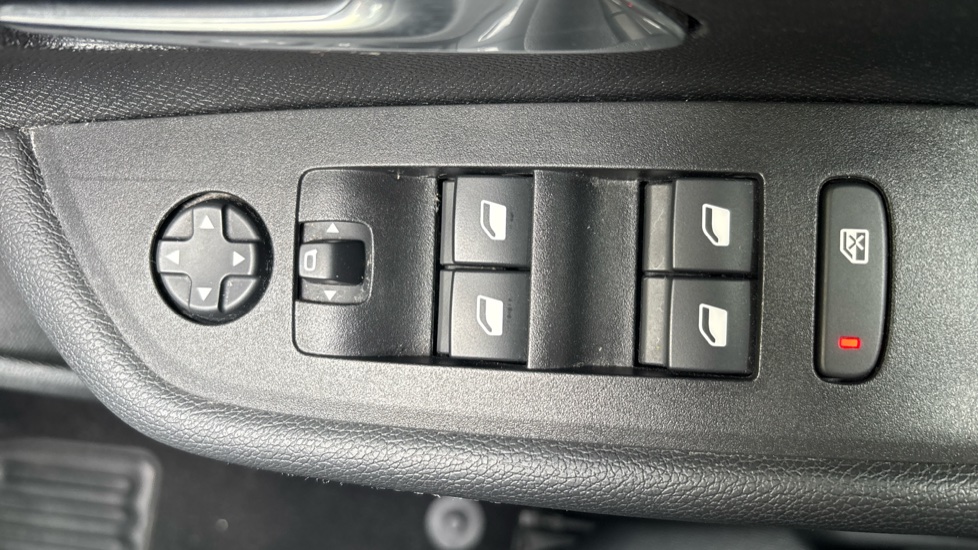 Vauxhall Mokka 1.2 Turbo 100 GS  5dr Petrol Hatchback - Image 39