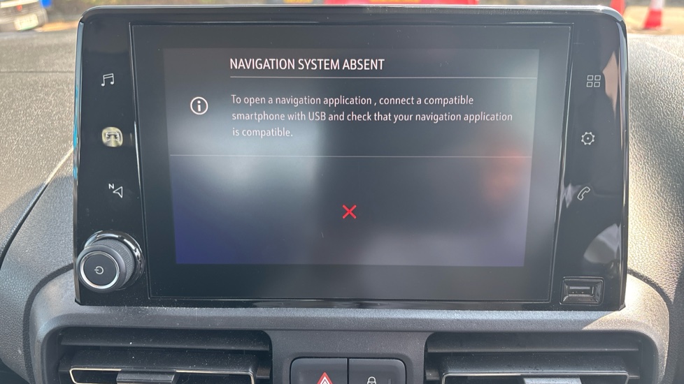 Vauxhall Combo Life 1.2 Turbo Energy 5dr Petrol Estate - Image 12