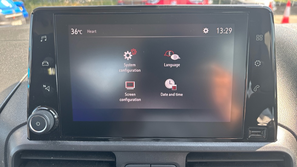 Vauxhall Combo Life 1.2 Turbo Energy 5dr Petrol Estate - Image 25