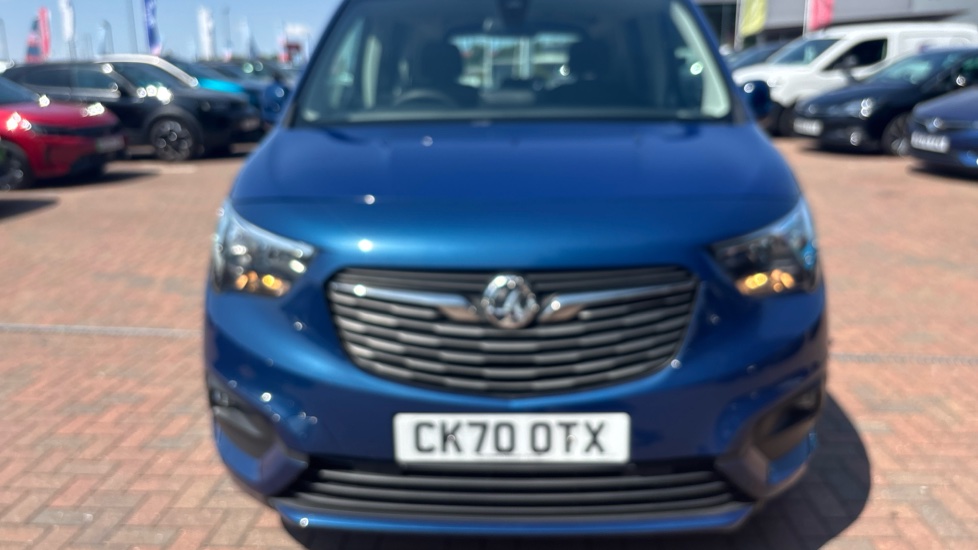 Vauxhall Combo Life 1.2 Turbo Energy 5dr Petrol Estate - Image 38