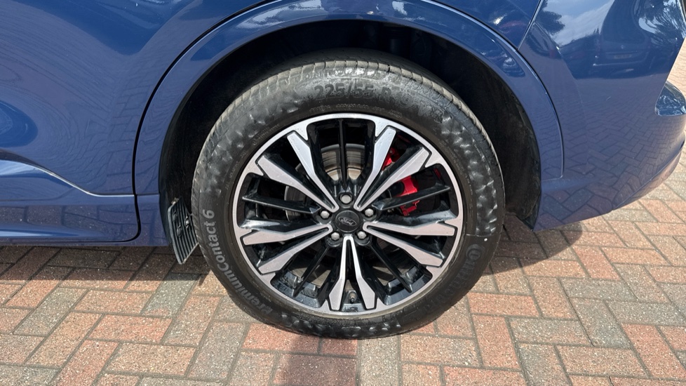 Ford Kuga 2.5 FHEV ST-Line X Edition 5dr CVT Hybrid Estate - Image 24