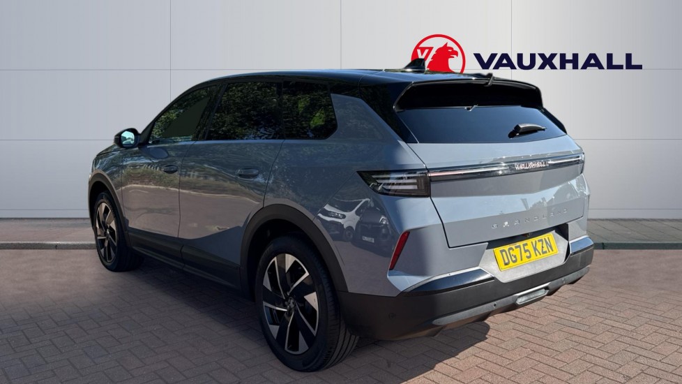 Vauxhall Grandland 1.2 Hybrid [136] Ultimate 5dr e-DCT6 [Pan Roof] Petrol Hatchback - Image 2