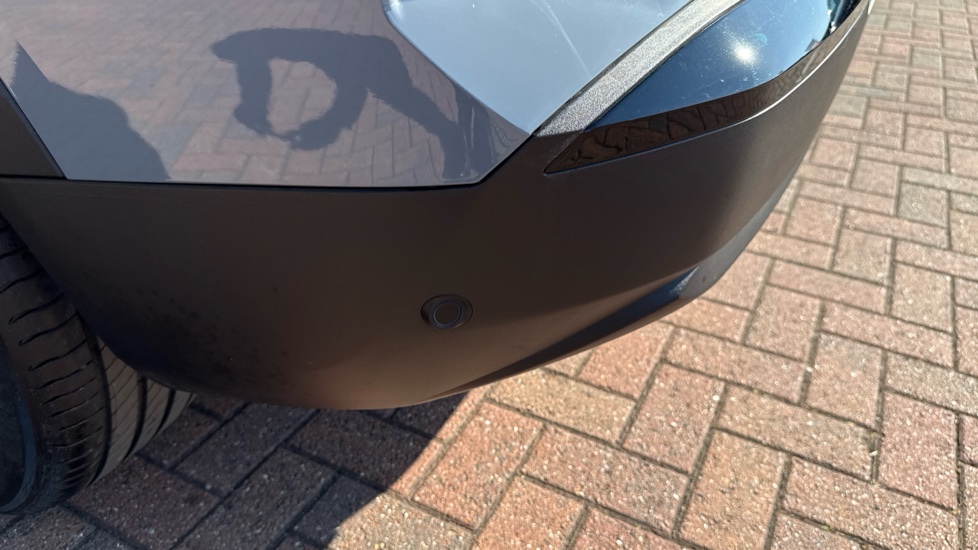 Vauxhall Grandland 1.2 Hybrid [136] Ultimate 5dr e-DCT6 [Pan Roof] Petrol Hatchback - Image 28