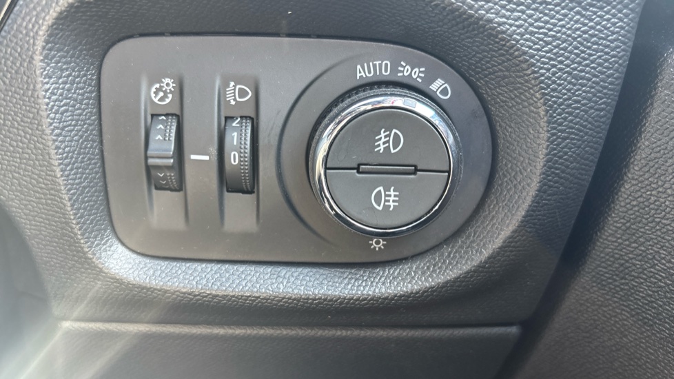Vauxhall Corsa 1.2 GS 5dr Petrol Hatchback - Image 35