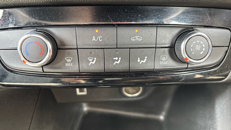 Vauxhall Corsa 1.2 Design 5dr Petrol Hatchback - Image 25