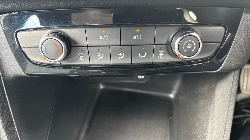Vauxhall Corsa 1.2 Design 5dr Petrol Hatchback - Image 29