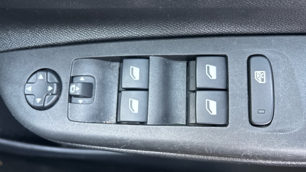 Vauxhall Corsa 1.2 Turbo GS 5dr Petrol Hatchback - Image 38